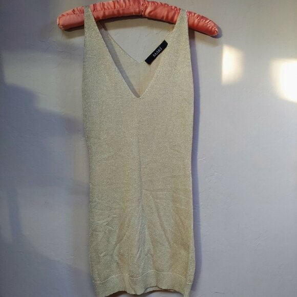 Maki Womens V-Neck Gold Metallic Knit Sheath Mini Party Dress Sleeveless Stretch - Picture 2 of 8